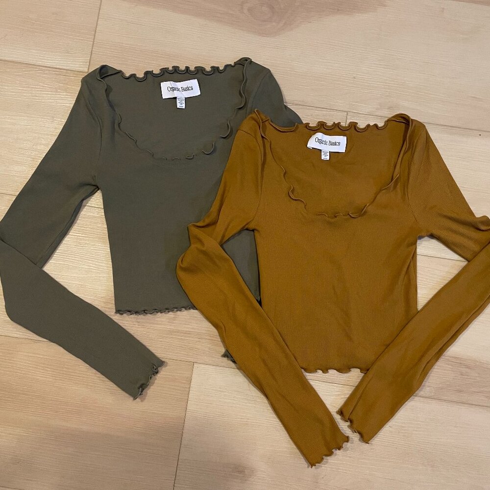 BUNDLE of Organic Basics scoop neck crop long-sleeve top